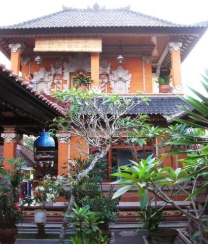 Nyoman Murjana Privatunterkunft *